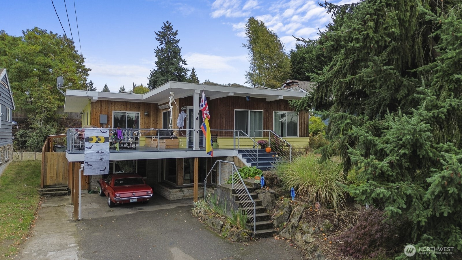 9840 26th Avenue SW, Seattle, WA 98106