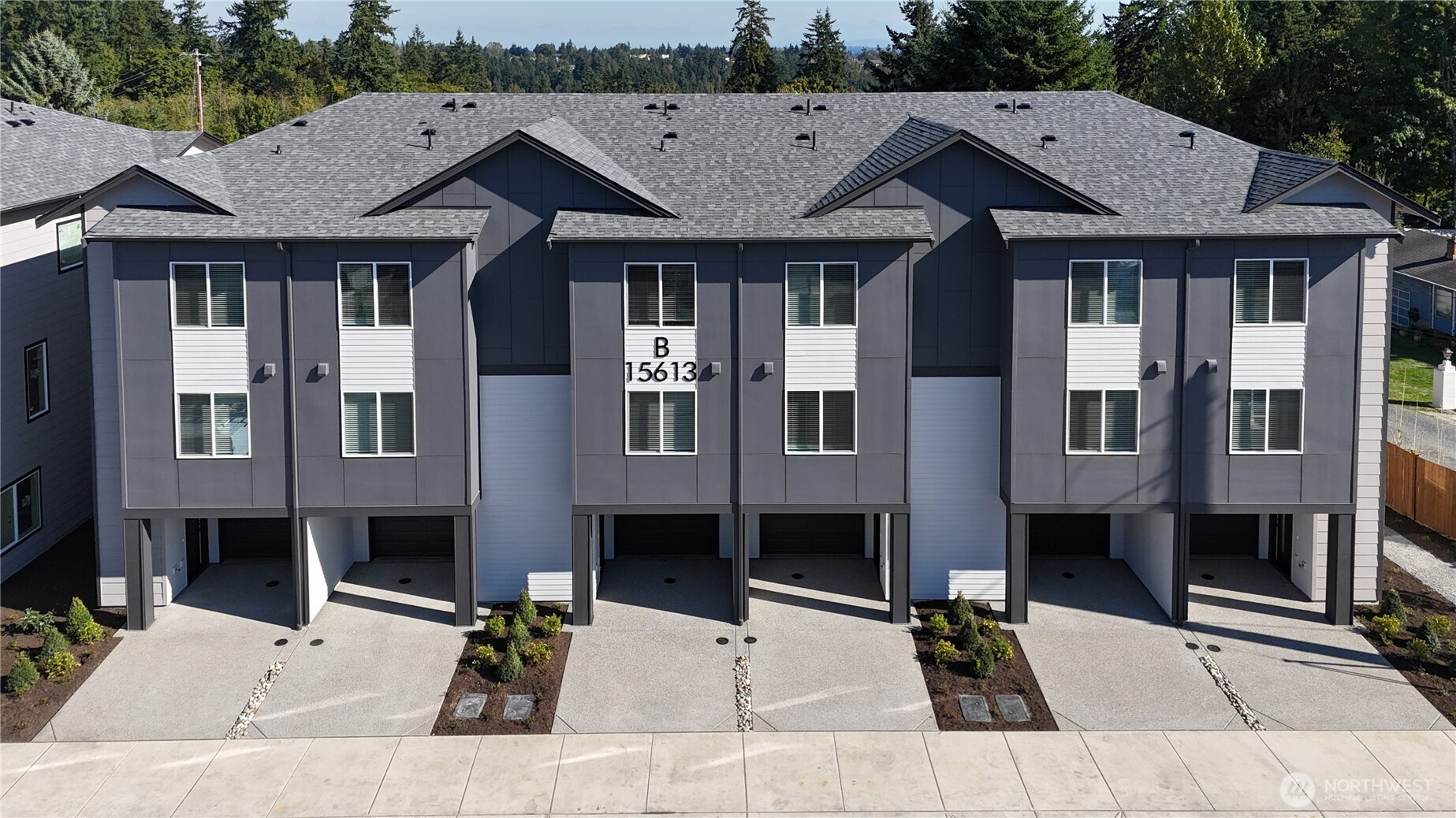15613 Admiralty Way, Lynnwood, WA 98087