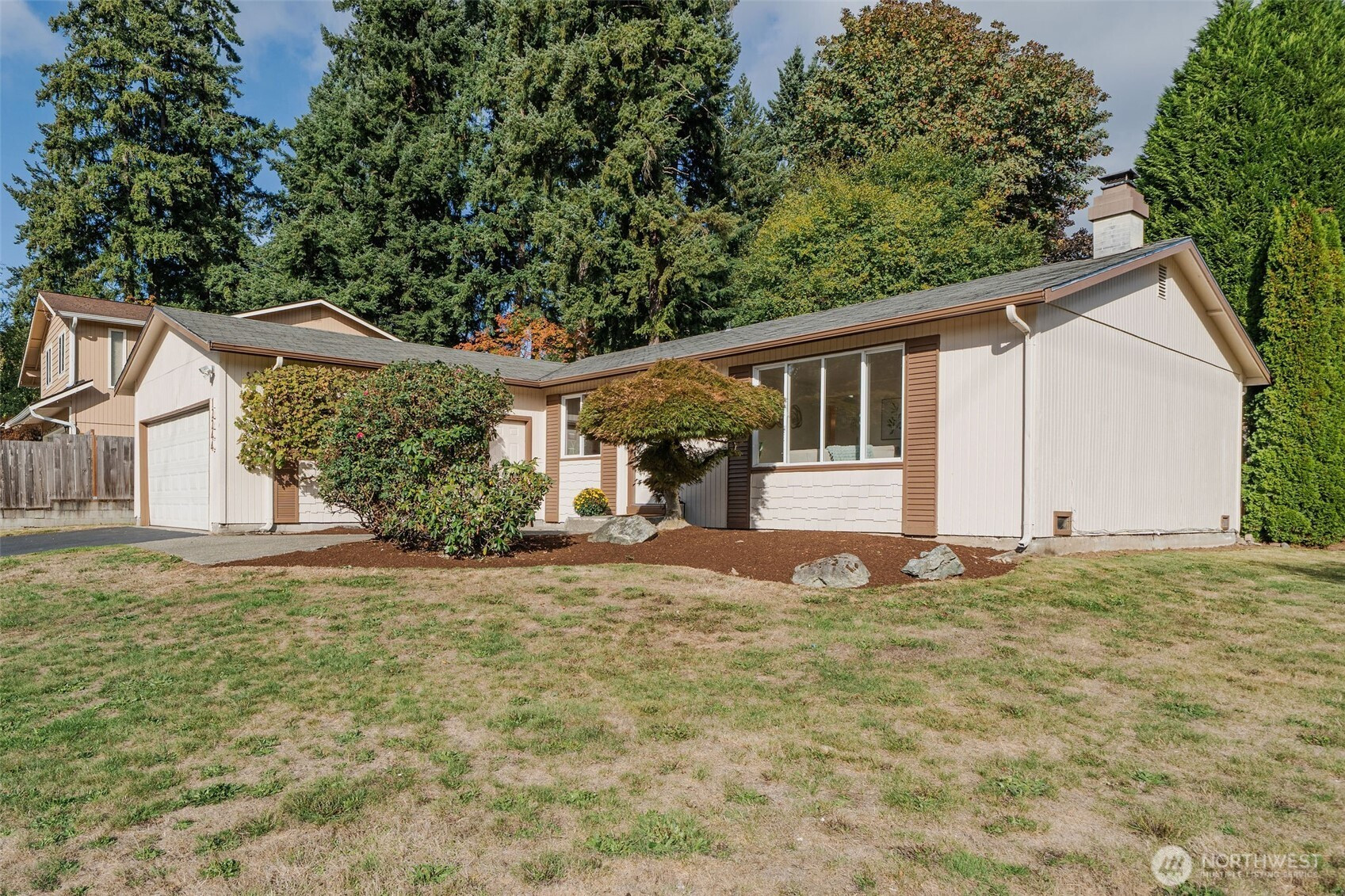 12244 NE 136th Place, Kirkland, WA 98034
