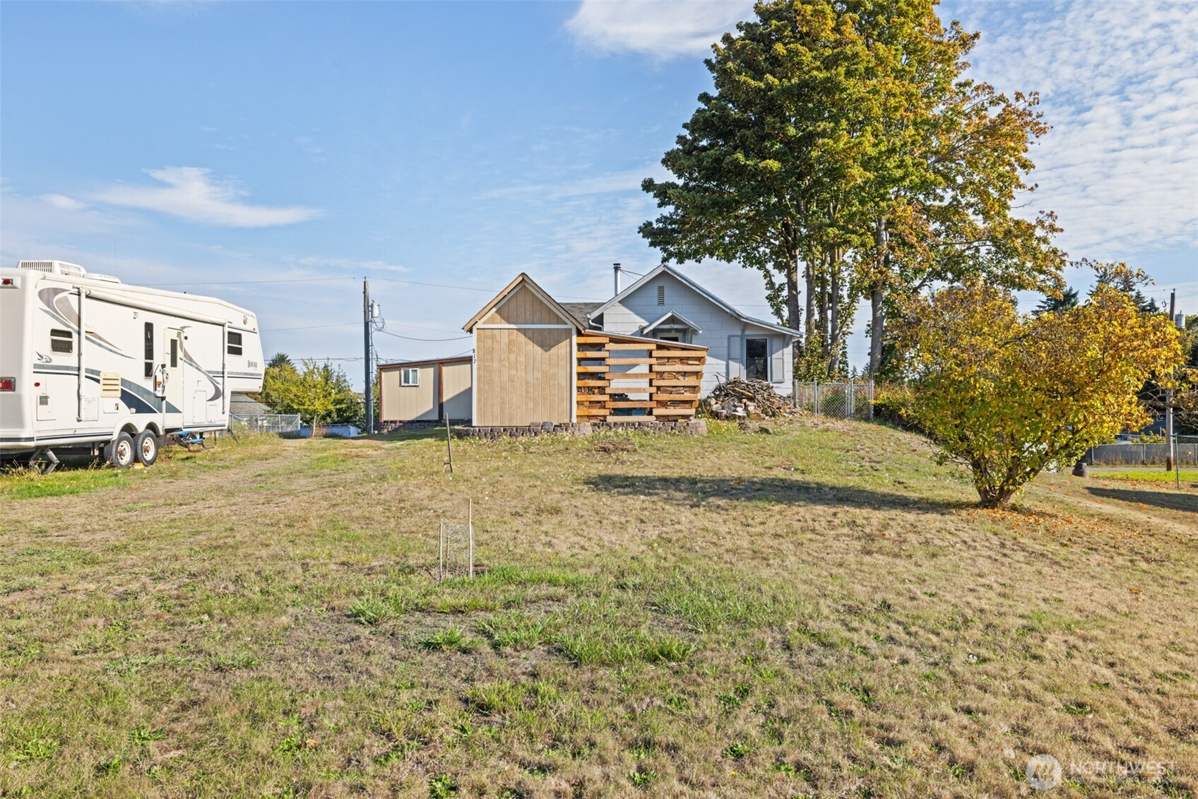 817 W 13th Street, Port Angeles, WA 98363