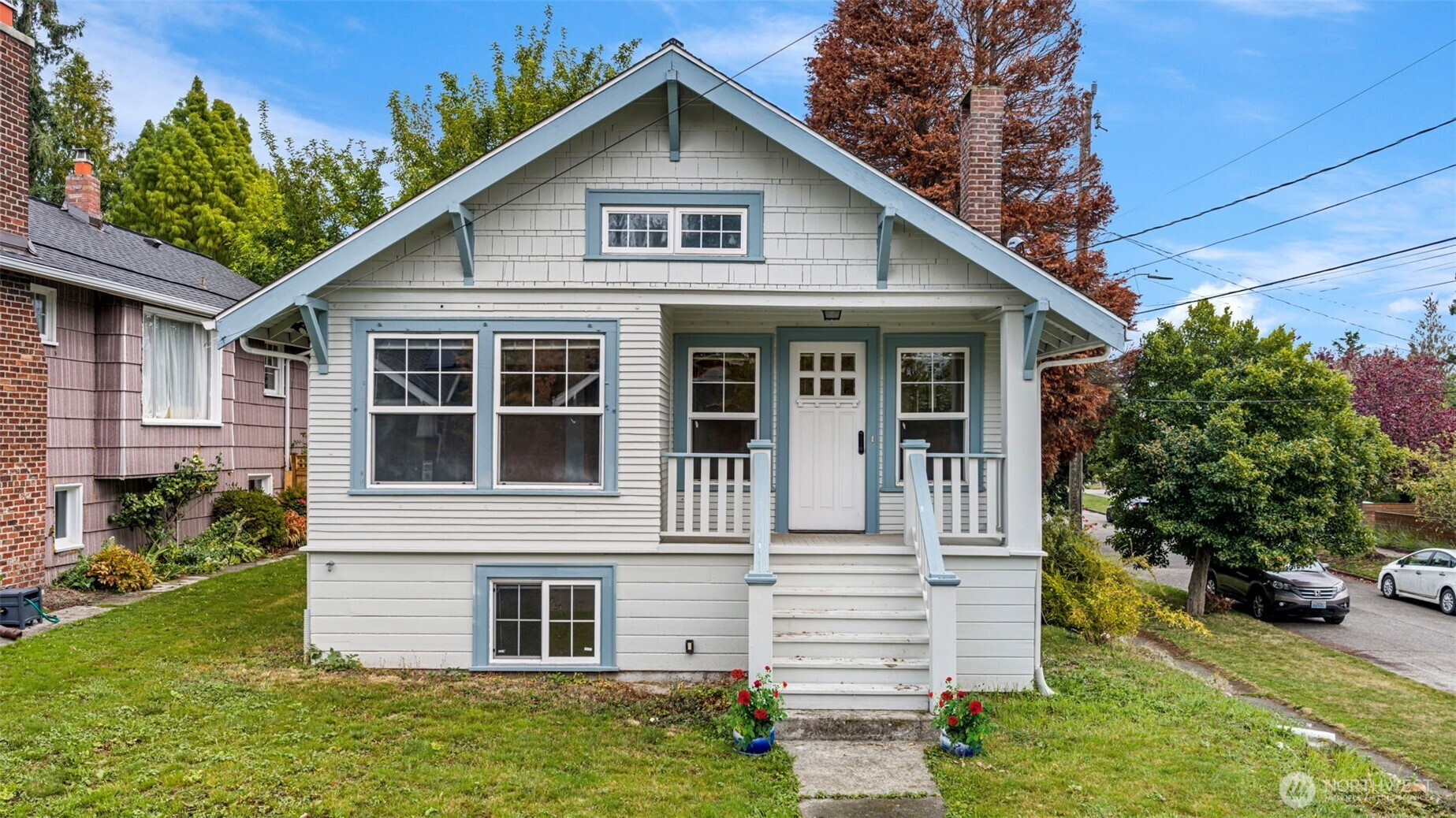 7400 32nd Ave NW, Seattle, WA 98117