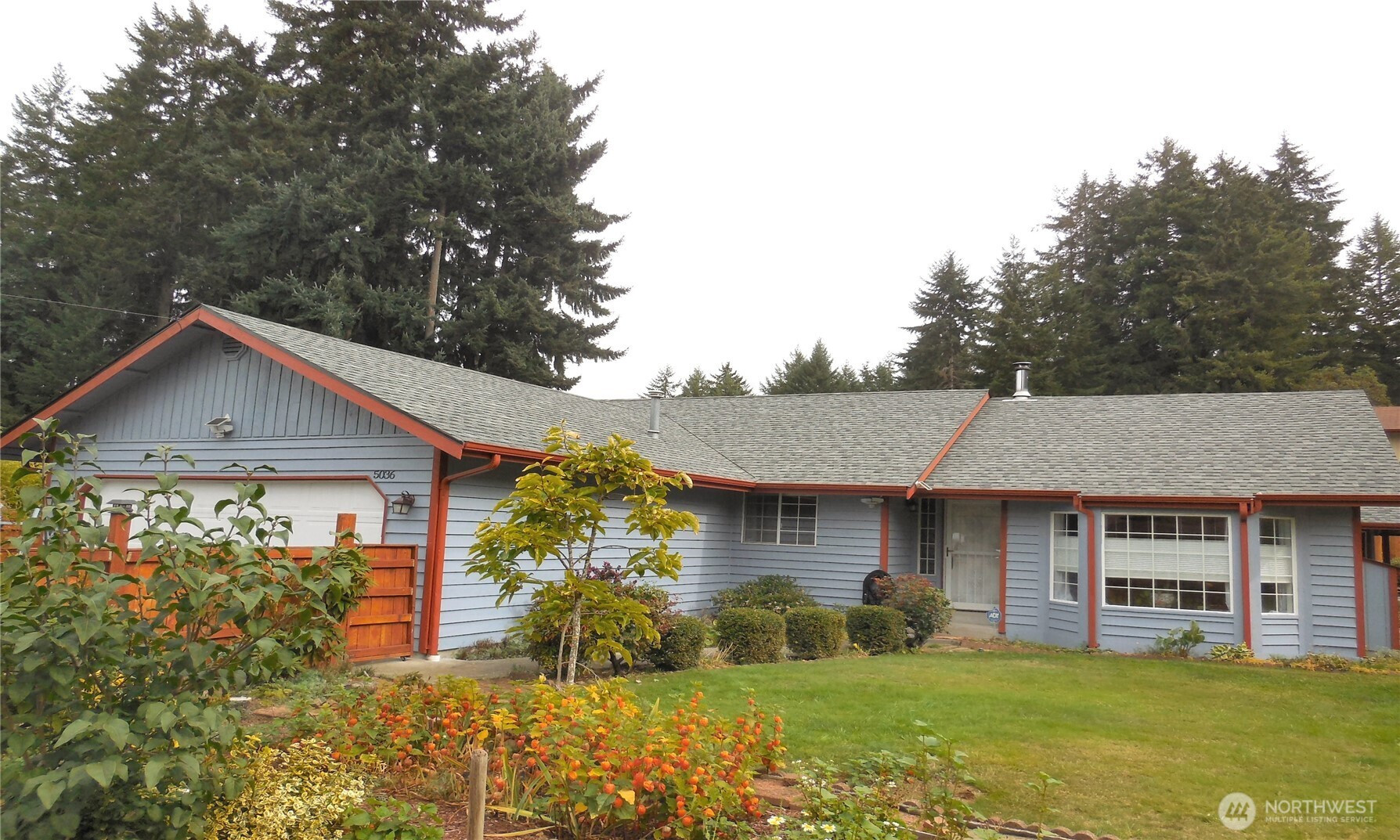 5036 Beach Way NE, Olympia, WA 98516