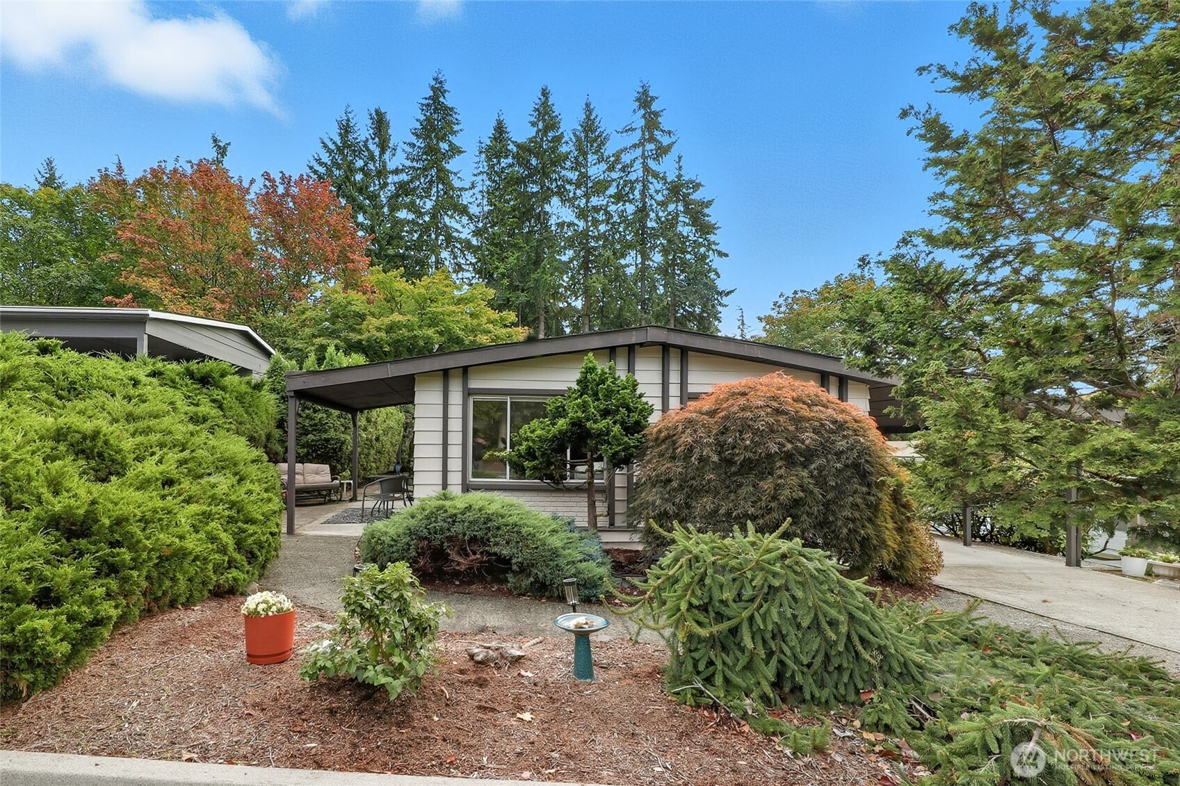 722 Wandering Creek Drive, Bothell, WA 98021
