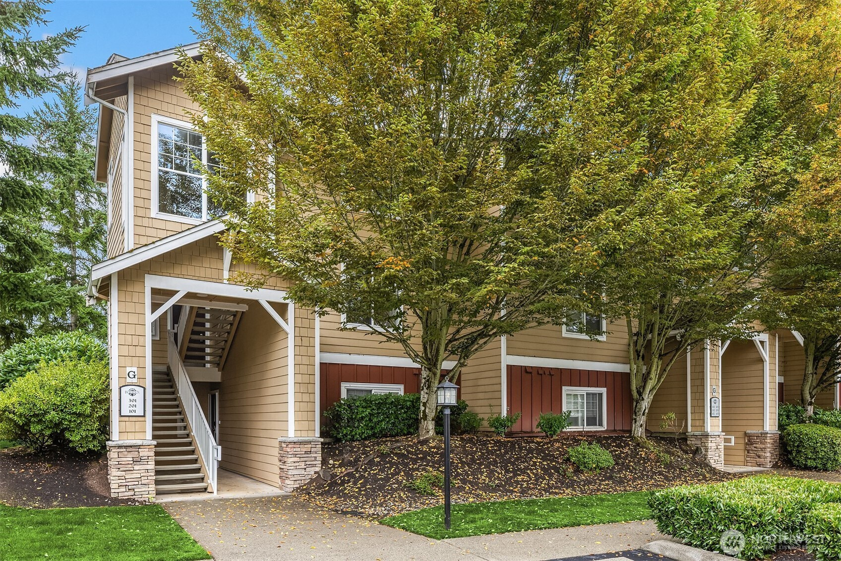 710 240th Way SE, Sammamish, WA 98074
