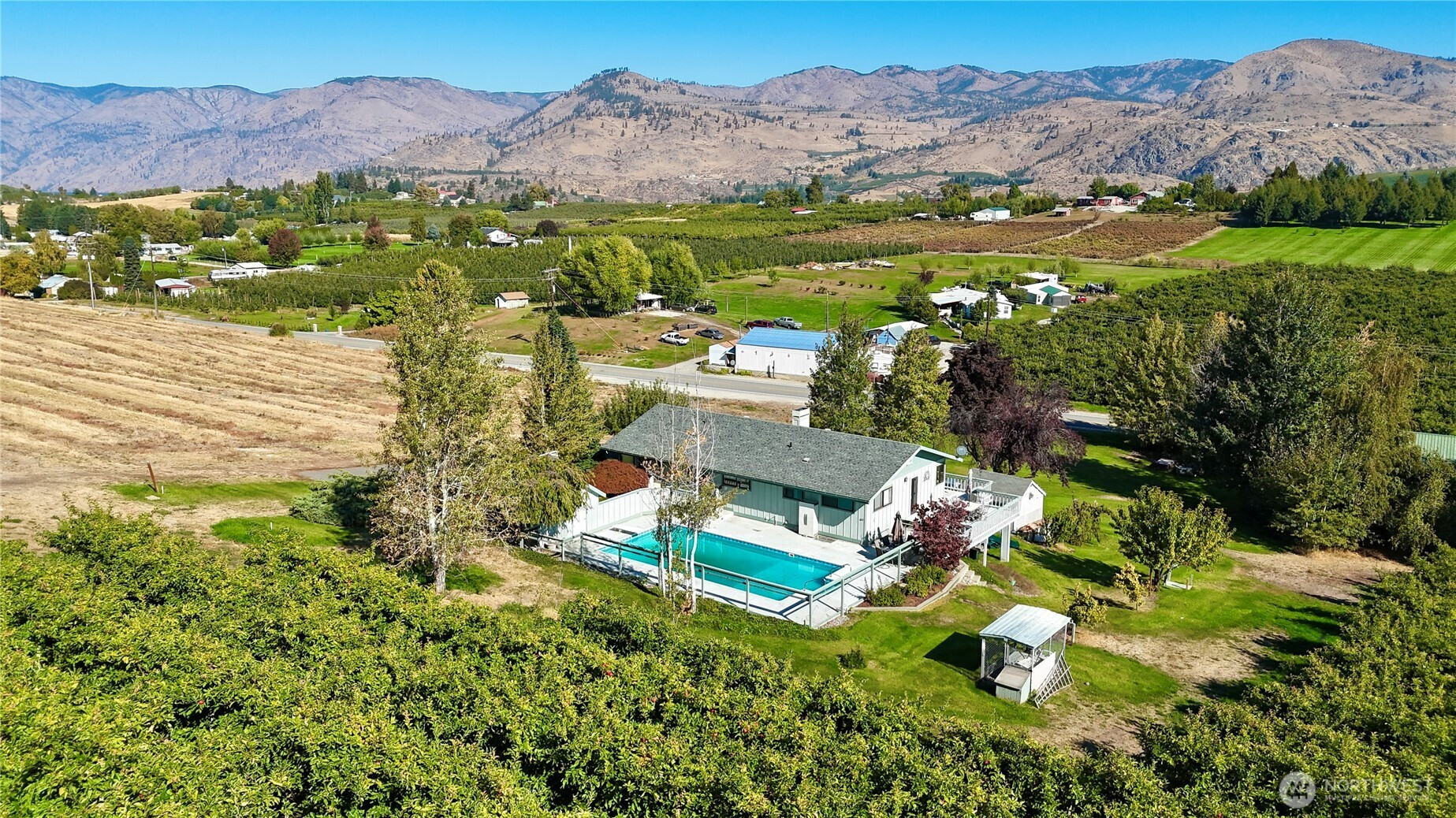 2975 Manson Boulevard, Manson, WA 98831