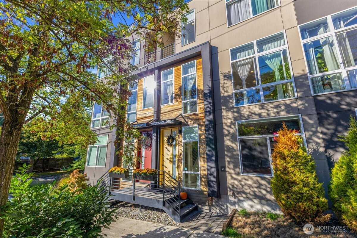 1602 E Marion, Seattle, WA 98122