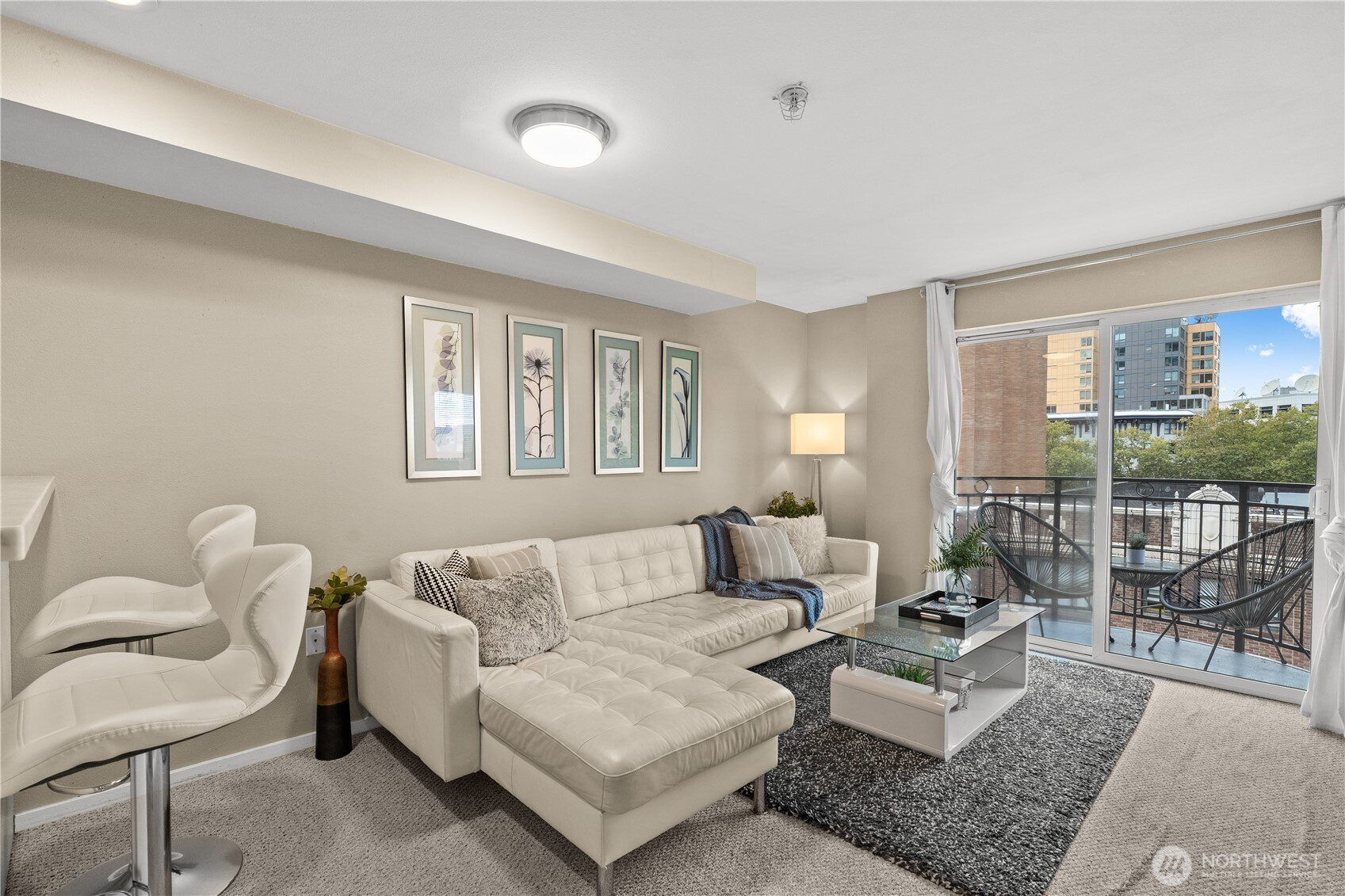 425 Vine Street, Seattle, WA 98121