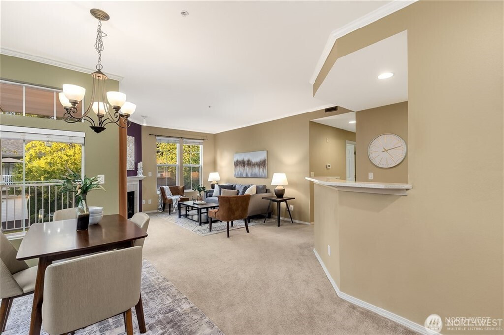 2004 Newport Way NW, Issaquah, WA 98027