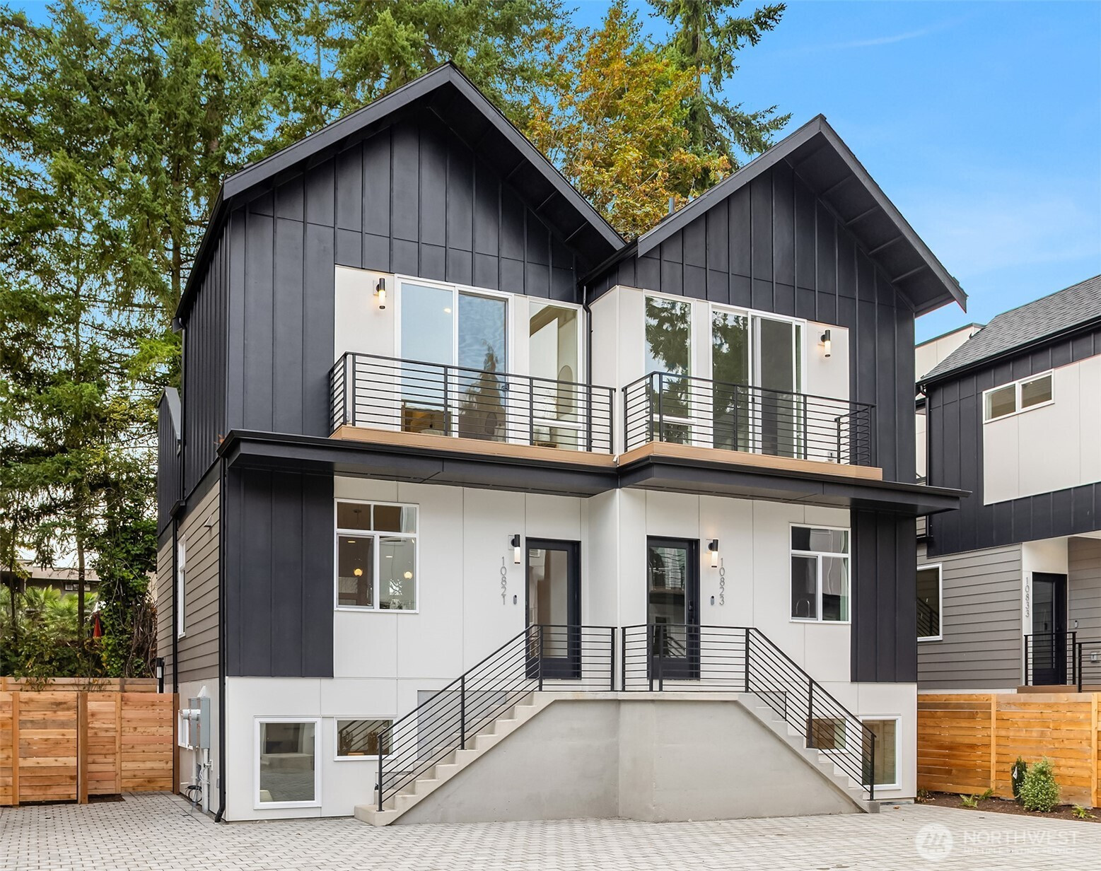10821 11th Avenue NE, Seattle, WA 98125