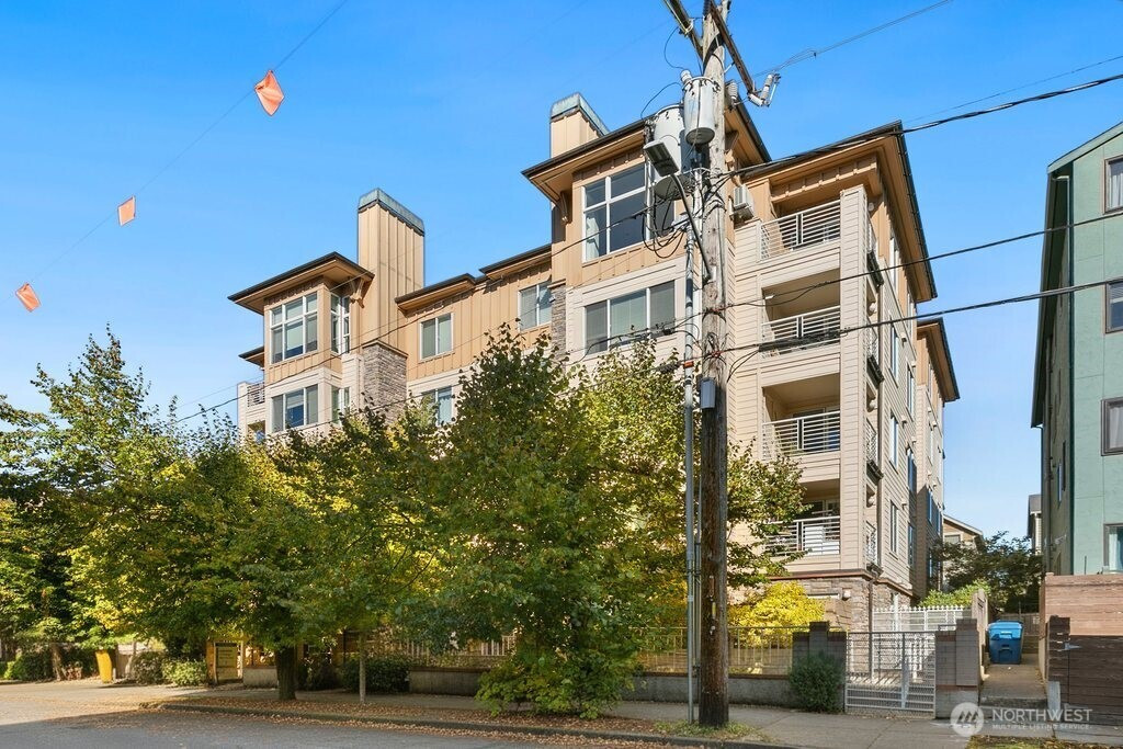 1762 NW 57th Street, Seattle, WA 98107