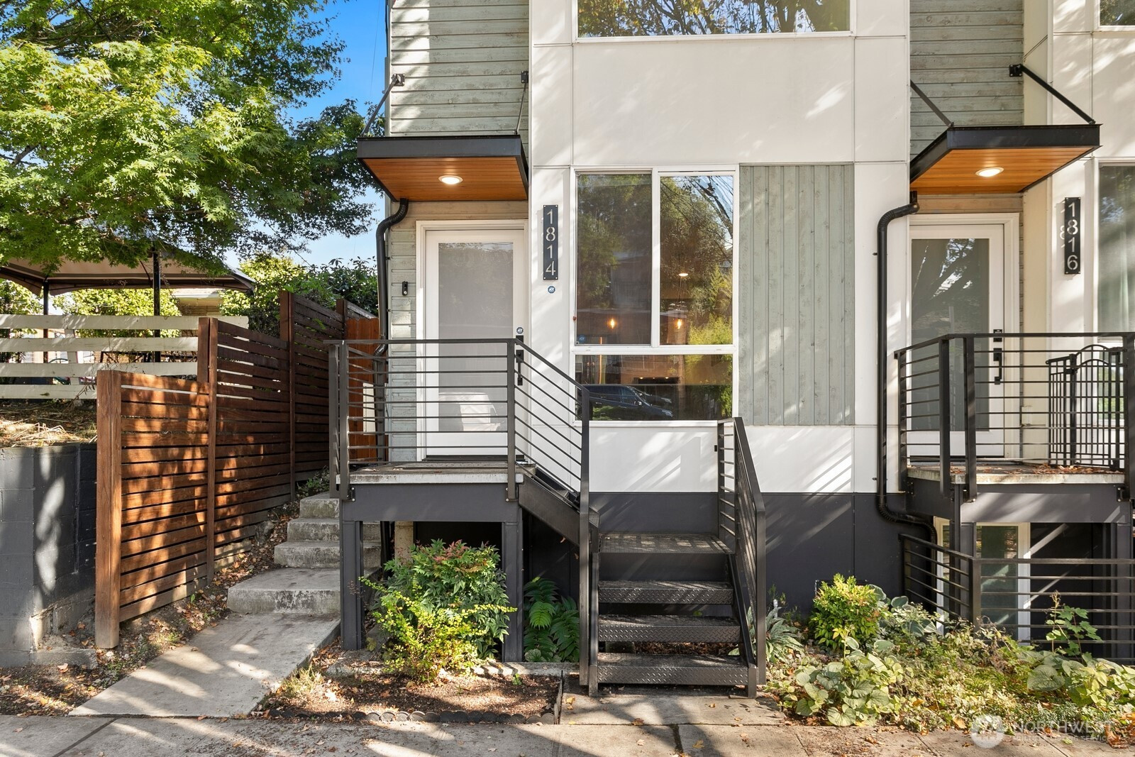 1814 S 15th Ave Avenue, Seattle, WA 98144