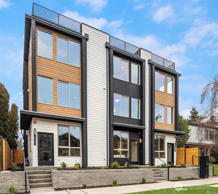 2636 NW 56th Street, Seattle, WA 98107
