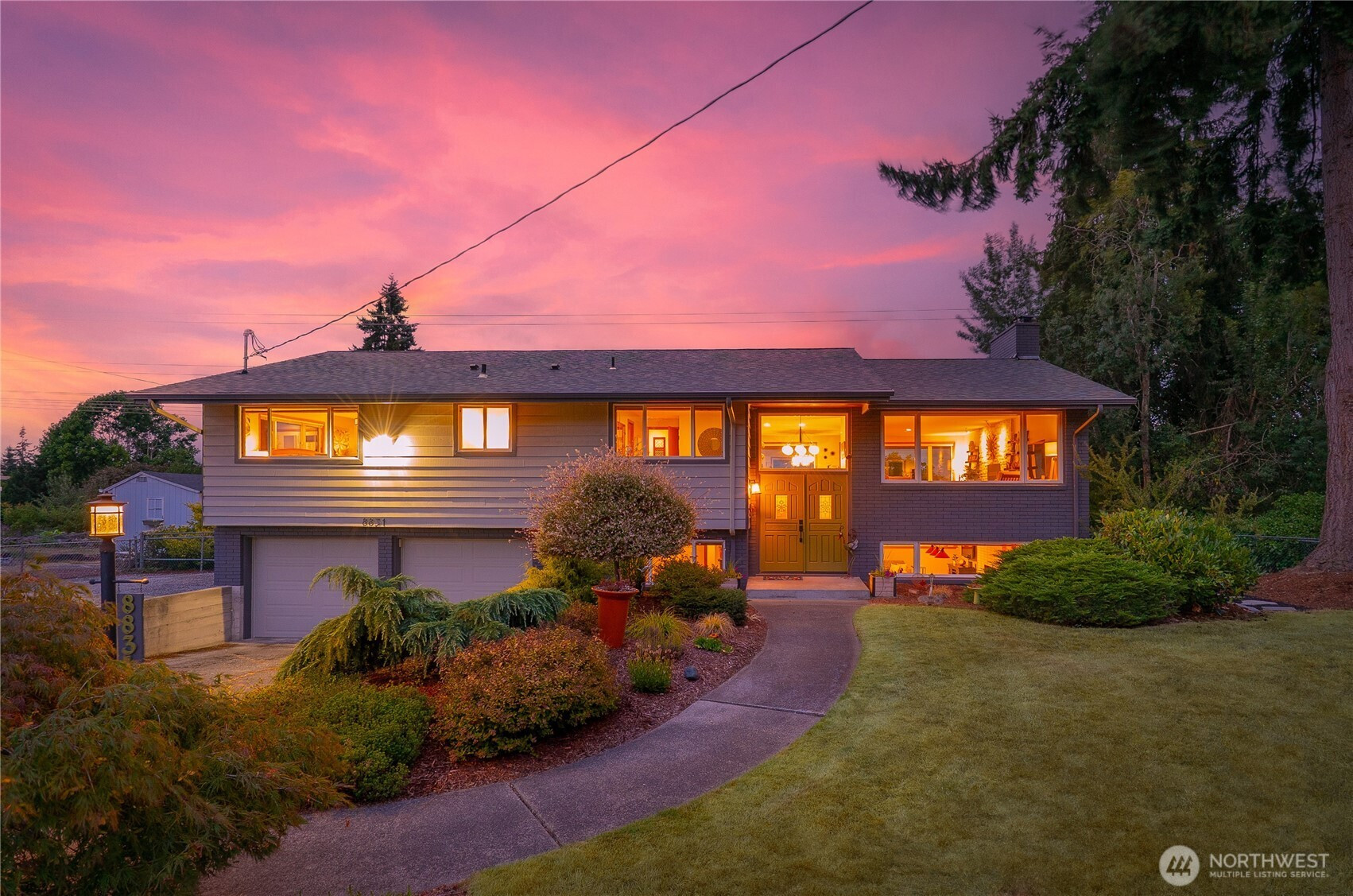 8831 RIVERCREST AVENUE, Everett, WA 98208