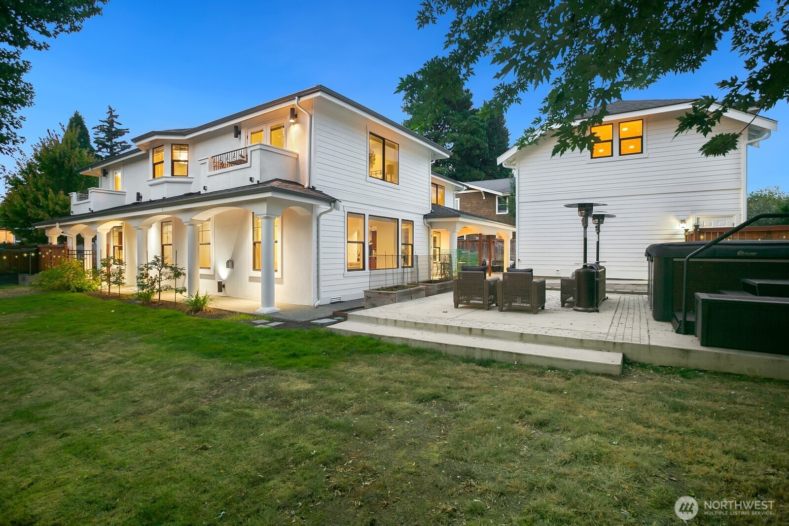 603 9th Avenue, Kirkland, WA 98033