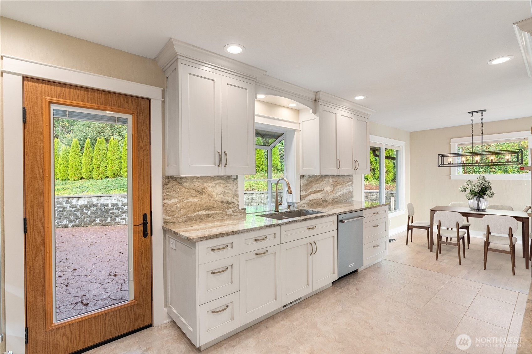 1233 Chilton Road, Aberdeen, WA 98520