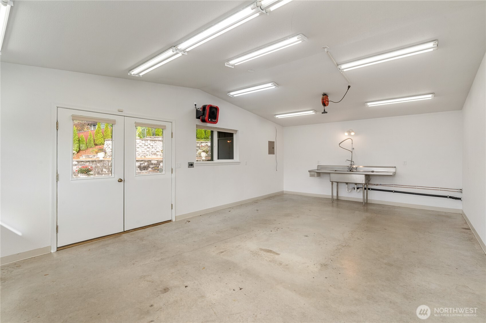 1233 Chilton Road, Aberdeen, WA 98520