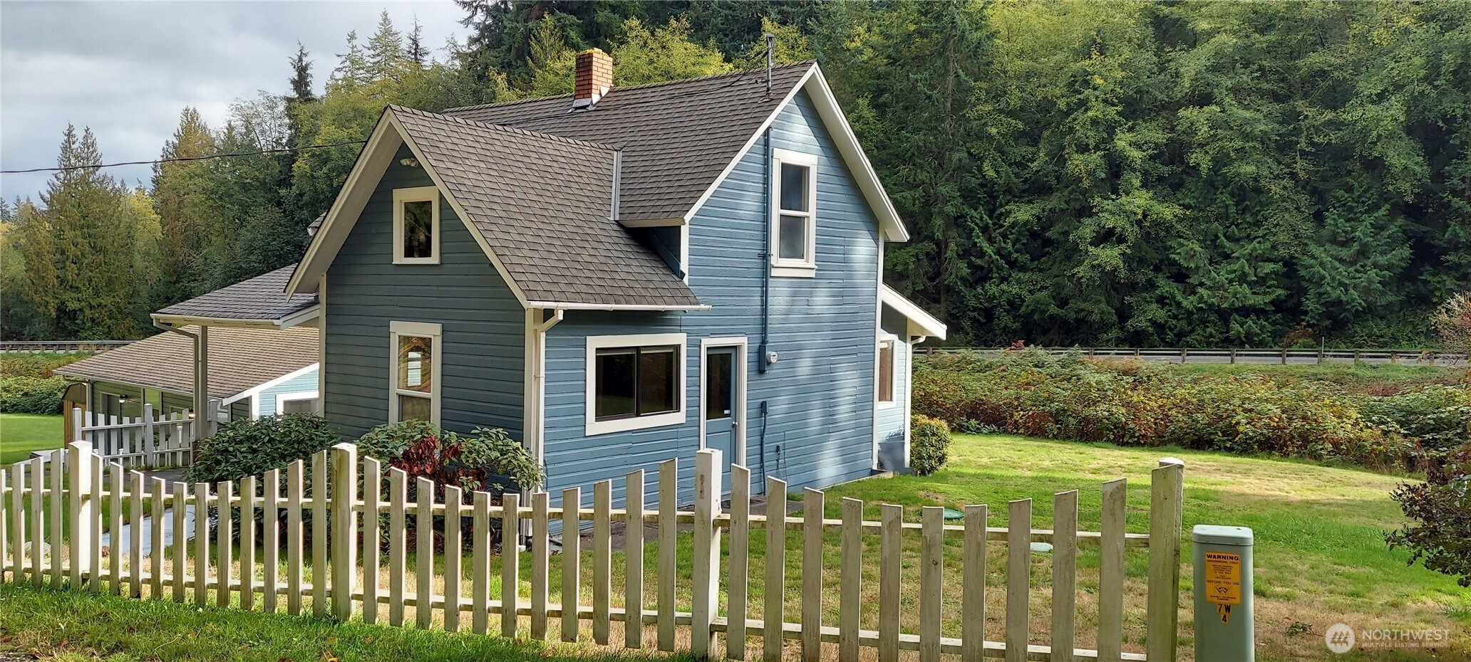 9546 SR 525, Clinton, WA 98236