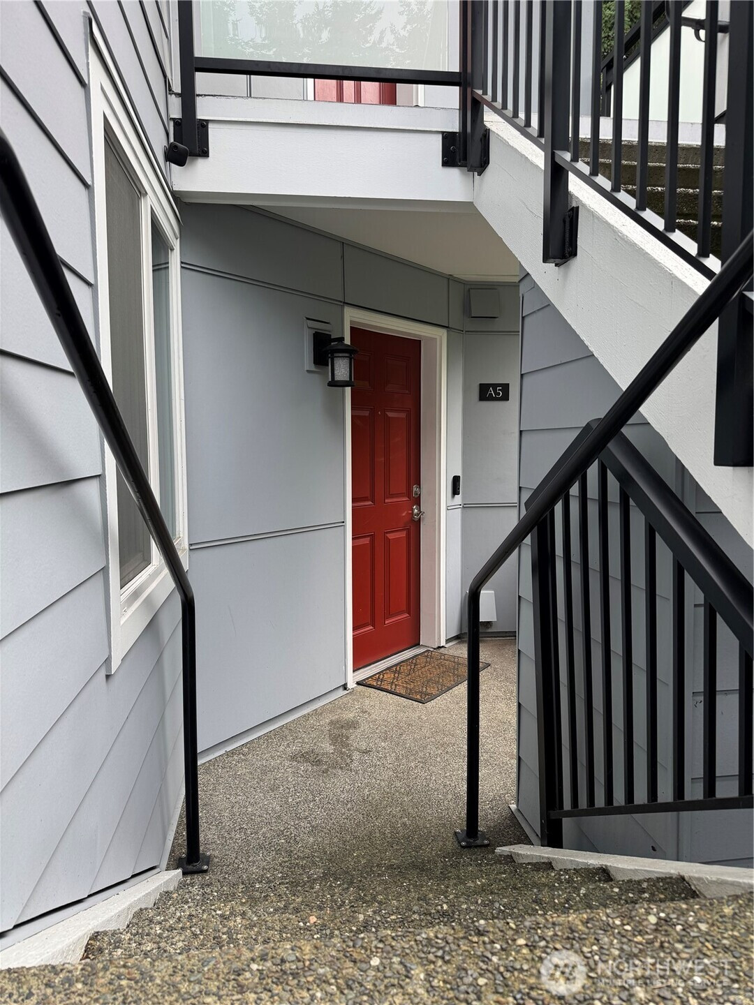 8515 244th Street SW, Edmonds, WA 98026