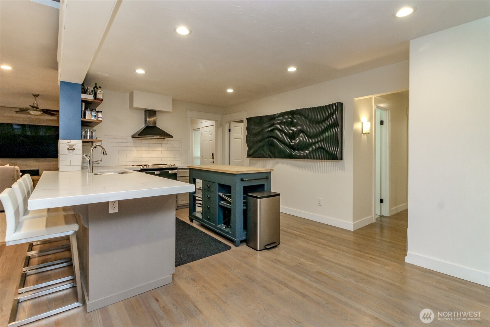 2910 91st Avenue E, Edgewood, WA 98371