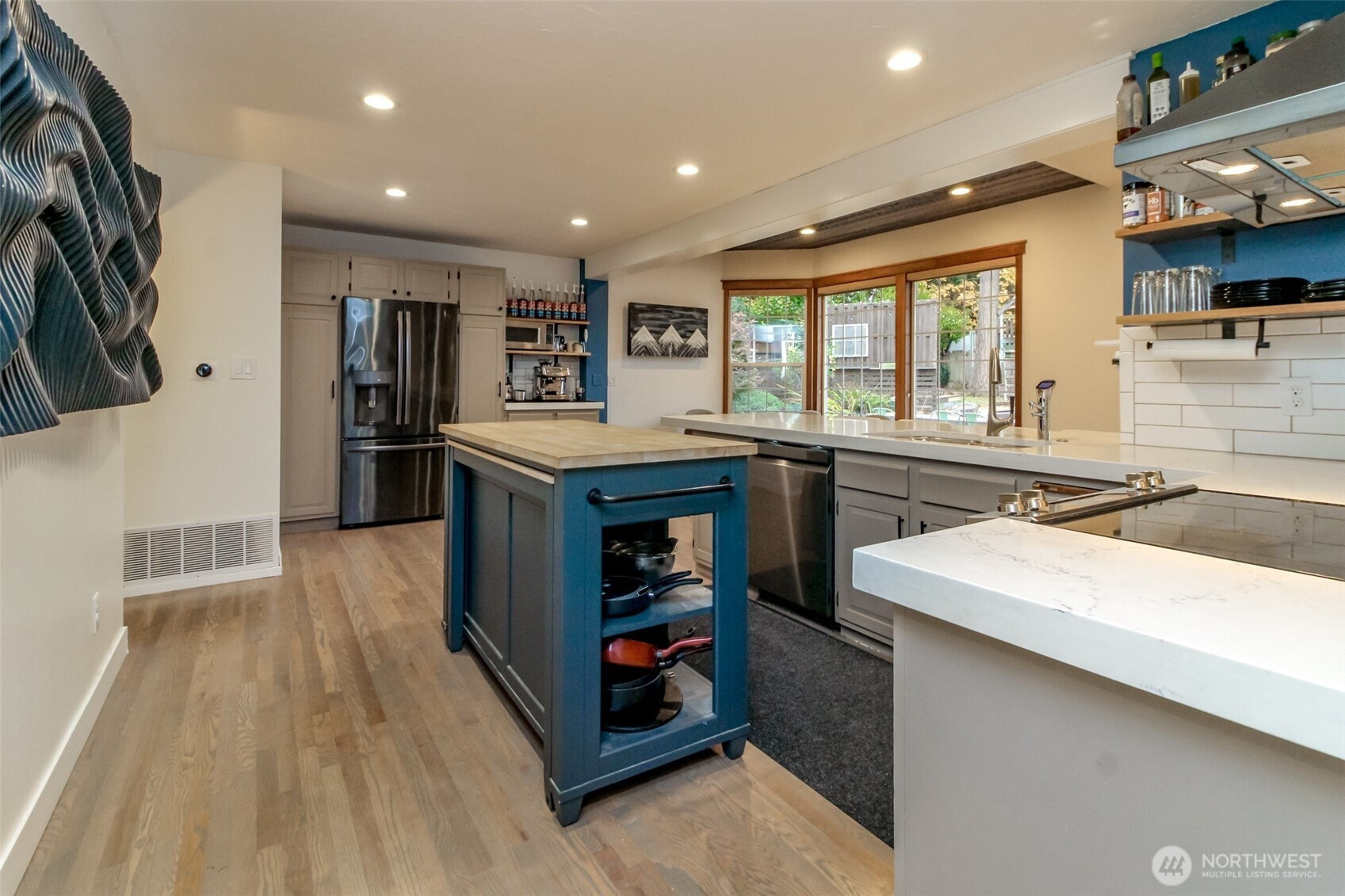 2910 91st Avenue E, Edgewood, WA 98371