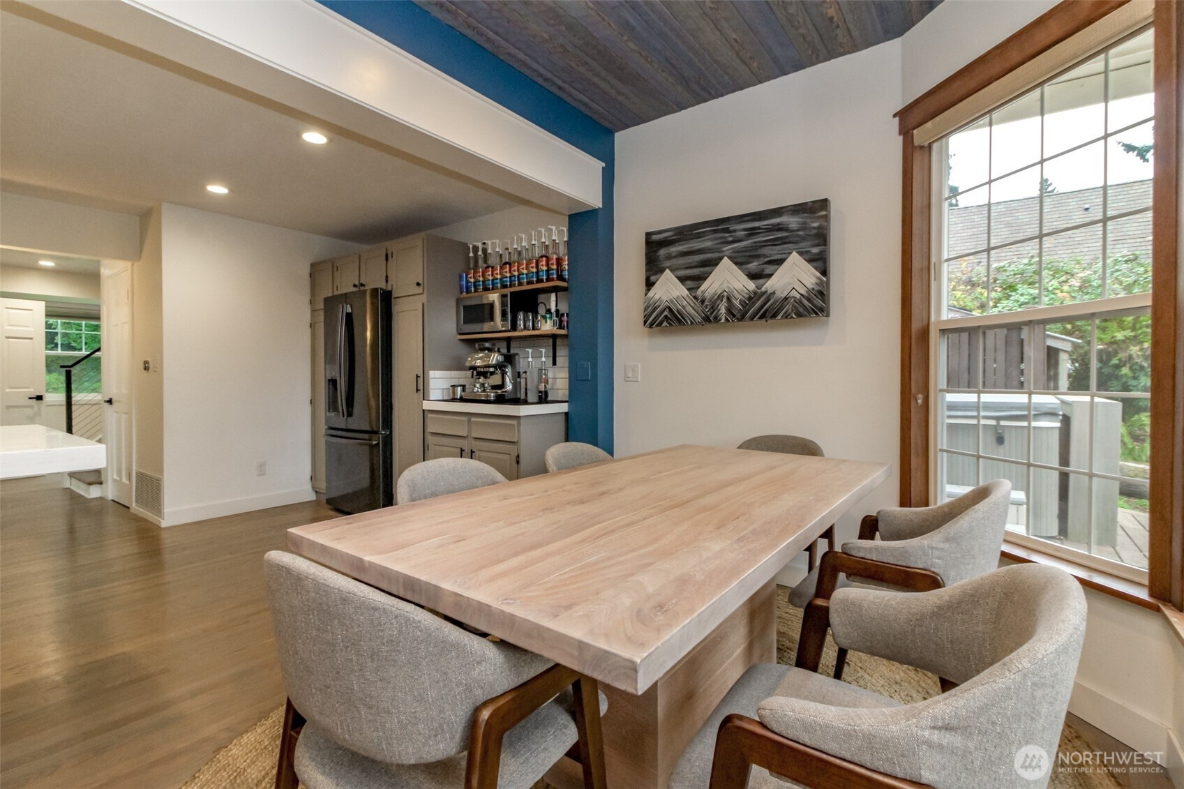 2910 91st Avenue E, Edgewood, WA 98371