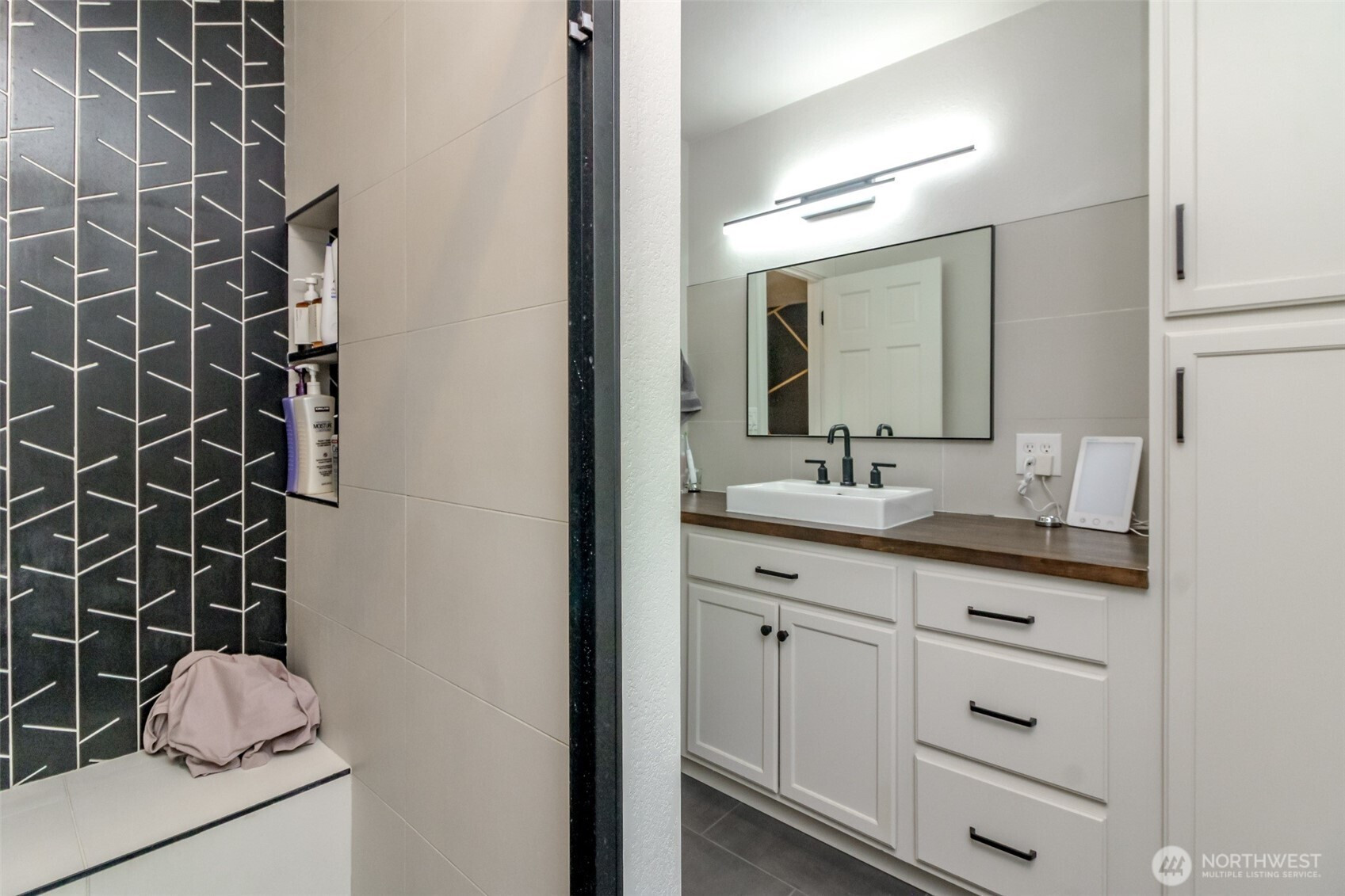 2910 91st Avenue E, Edgewood, WA 98371