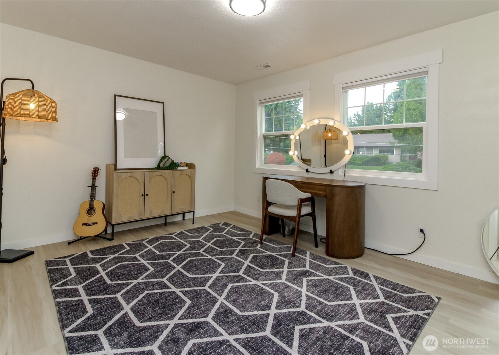 2910 91st Avenue E, Edgewood, WA 98371