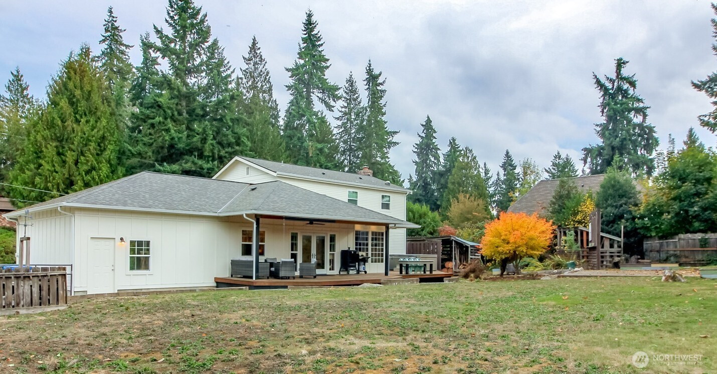 2910 91st Avenue E, Edgewood, WA 98371