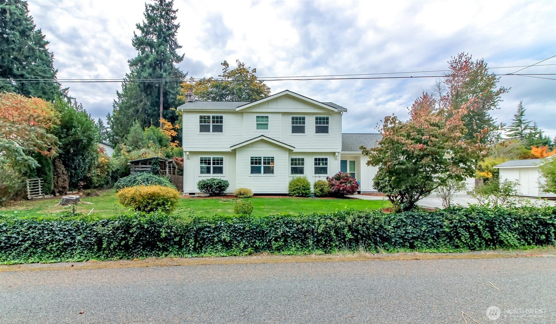 2910 91st Avenue E, Edgewood, WA 98371