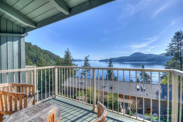 2087 Rosario Road, Orcas Island, WA 98245