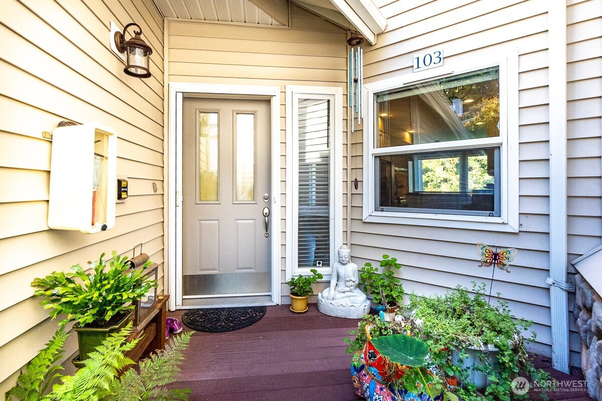 9803 NE Riverbend Drive, Bothell, WA 98011