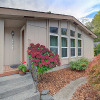 17308 Woodcrest Drive NE, Bothell, WA 98011