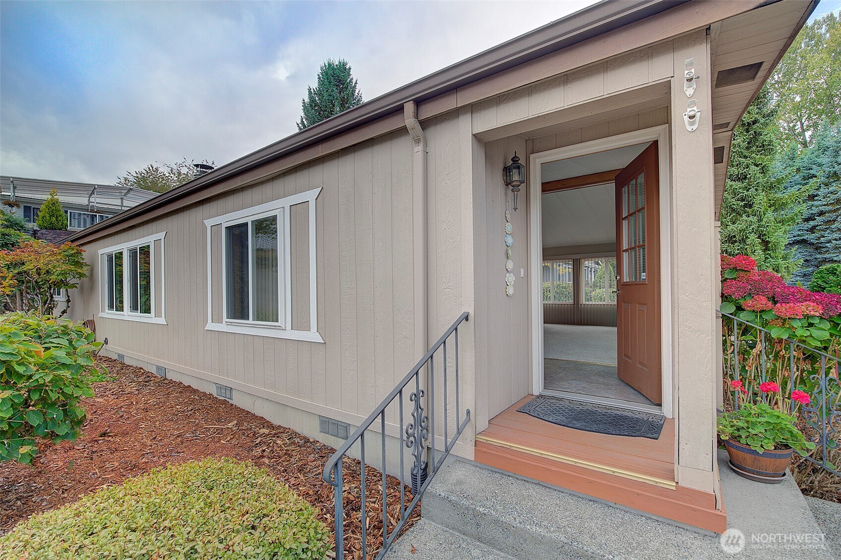 17308 Woodcrest Drive NE, Bothell, WA 98011