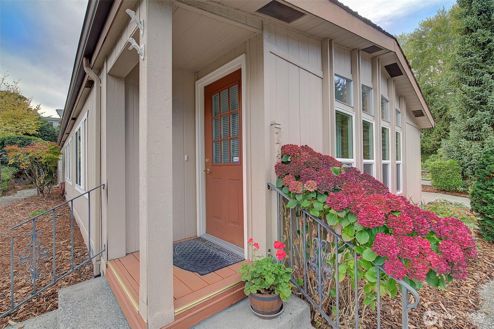 17308 Woodcrest Drive NE, Bothell, WA 98011