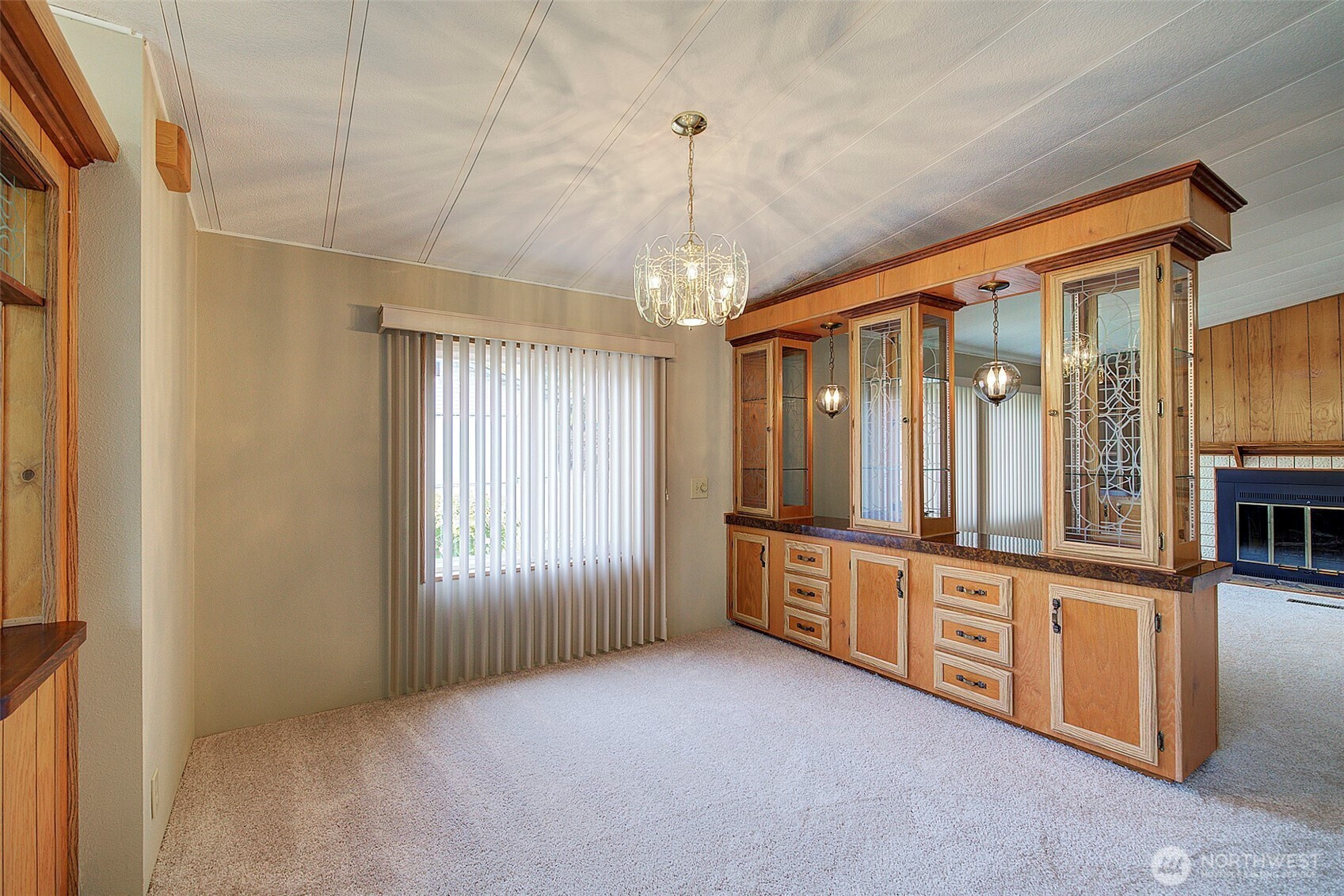 17308 Woodcrest Drive NE, Bothell, WA 98011