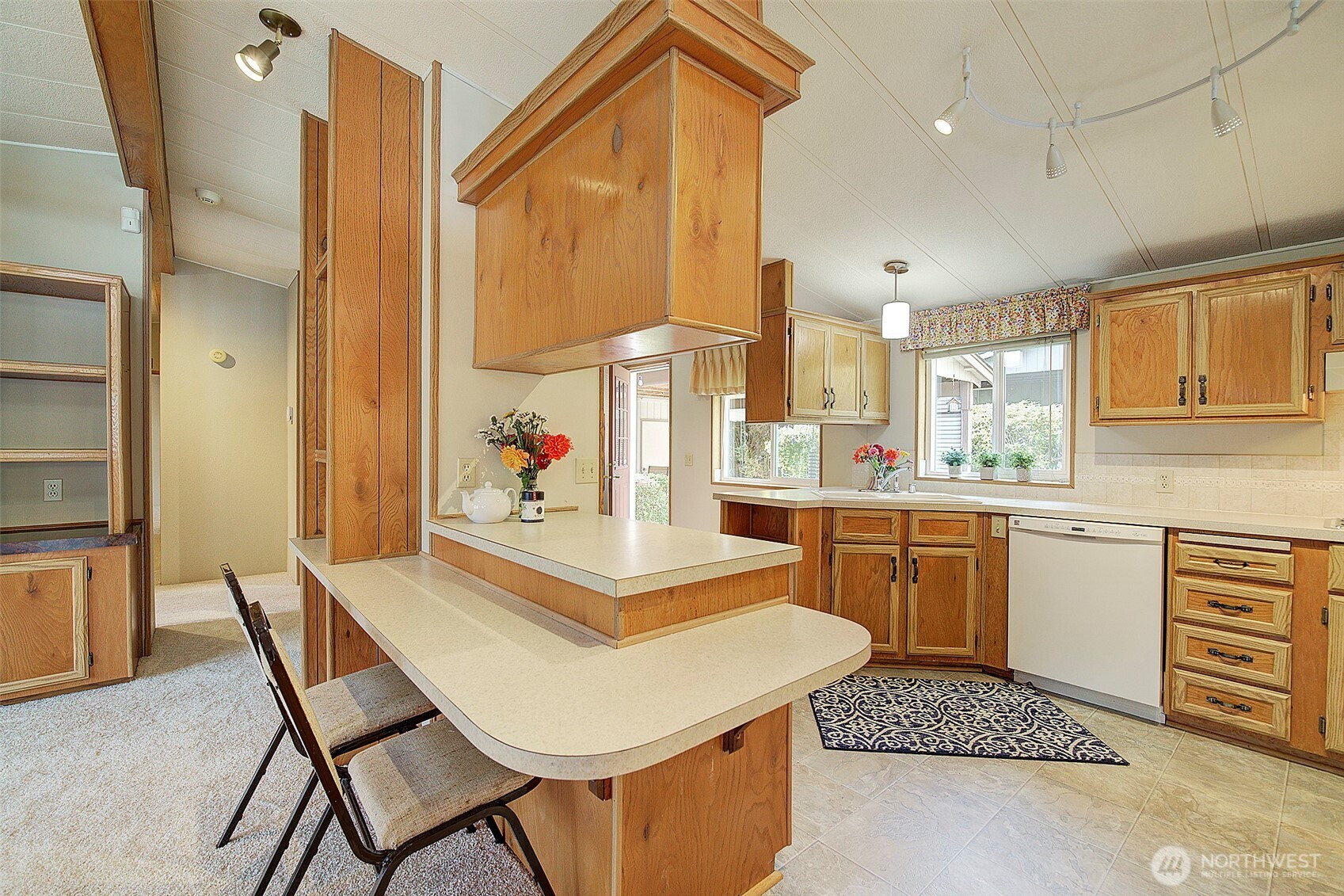 17308 Woodcrest Drive NE, Bothell, WA 98011