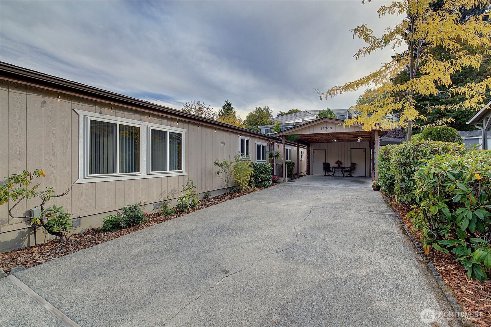 17308 Woodcrest Drive NE, Bothell, WA 98011