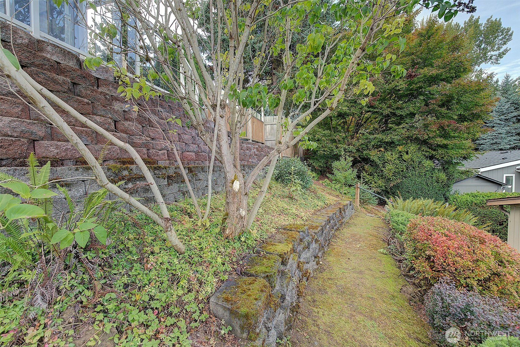 17308 Woodcrest Drive NE, Bothell, WA 98011