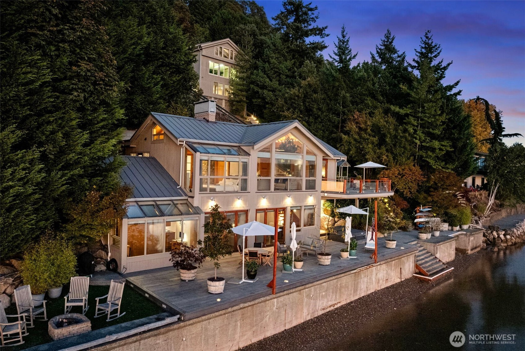 540 3rd Avenue, Fox Island, WA 98333