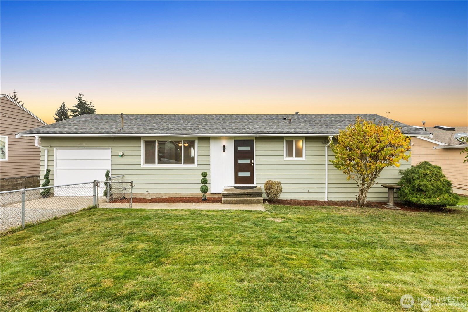 25011 20th Avenue S, Des Moines, WA 98168