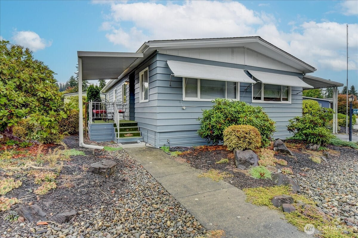 1121 244th Street SW, Bothell, WA 98021
