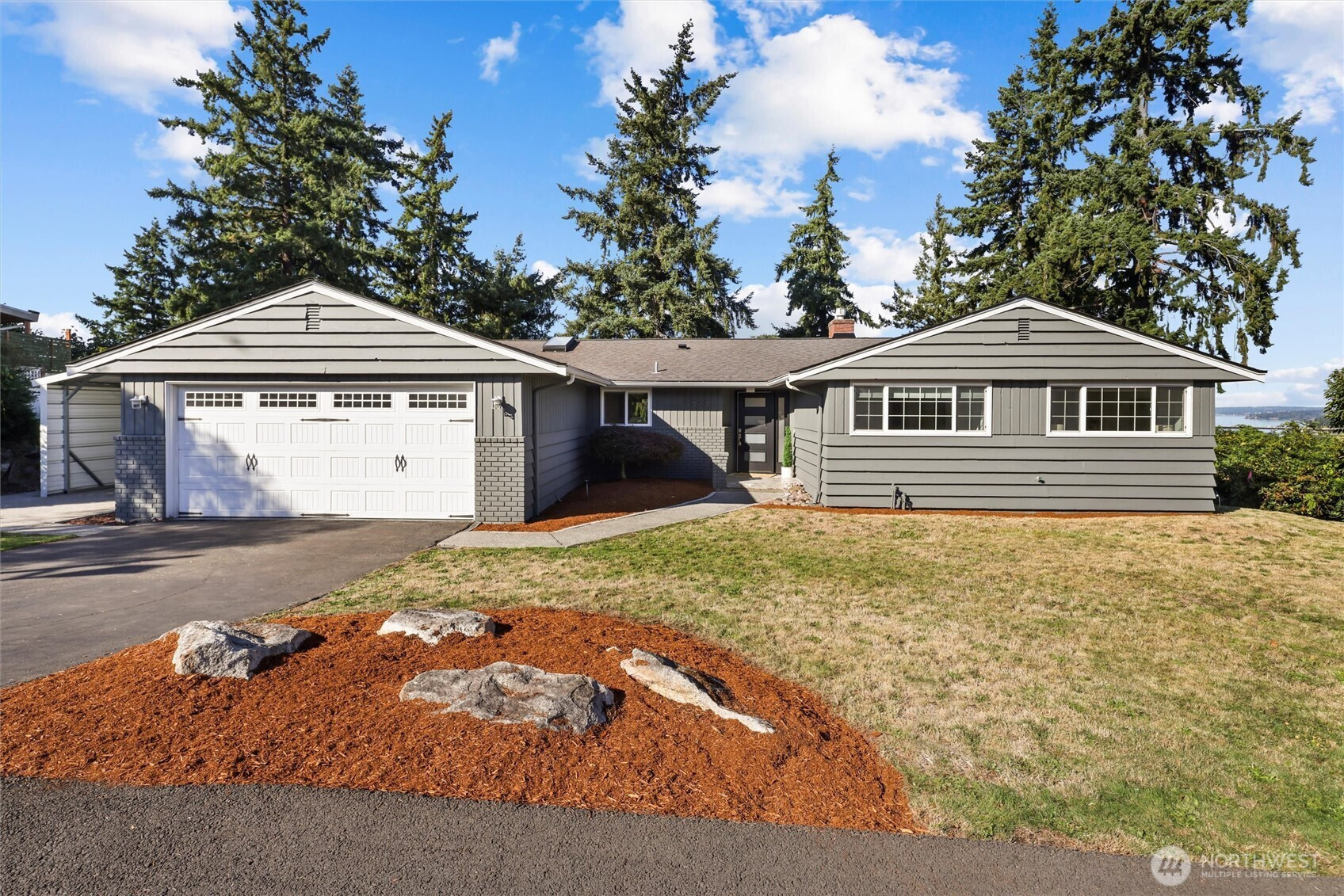 4645 116th Avenue SE, Bellevue, WA 98006