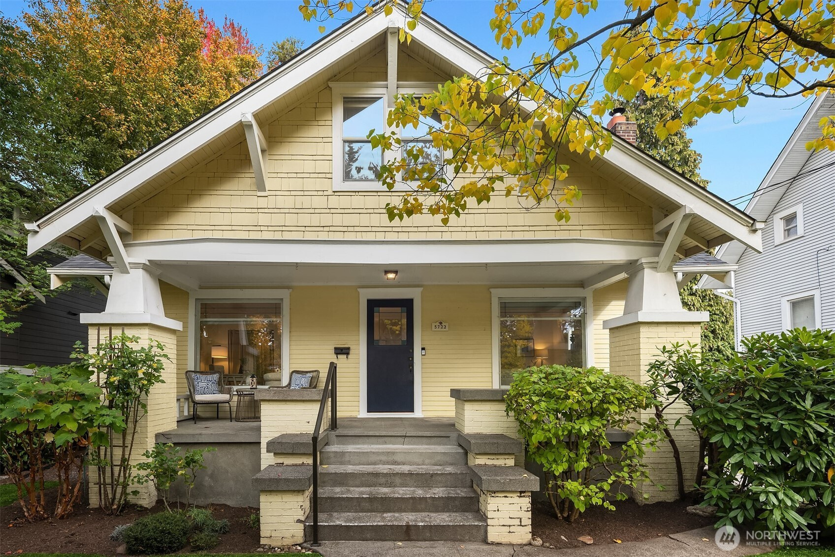5722 Keystone Place N, Seattle, WA 98103