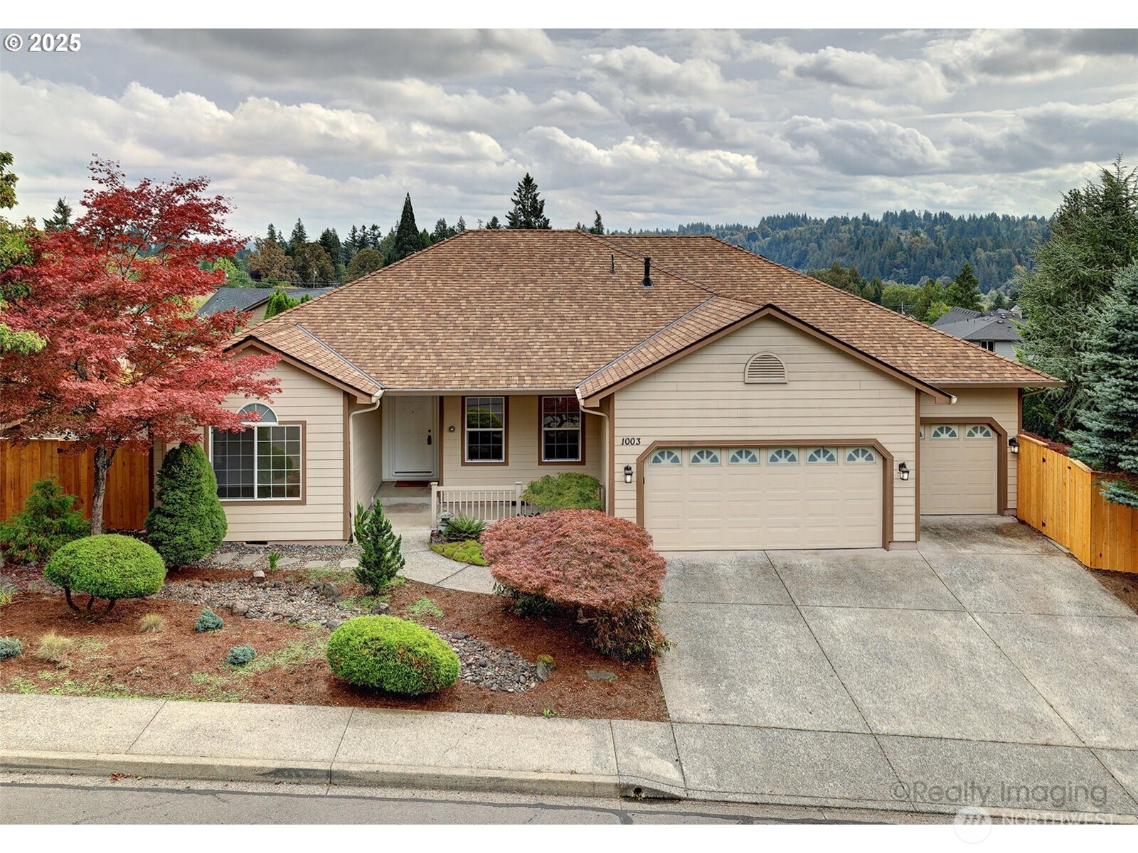 1003 E Southview Heights Drive, La Center, WA 98629