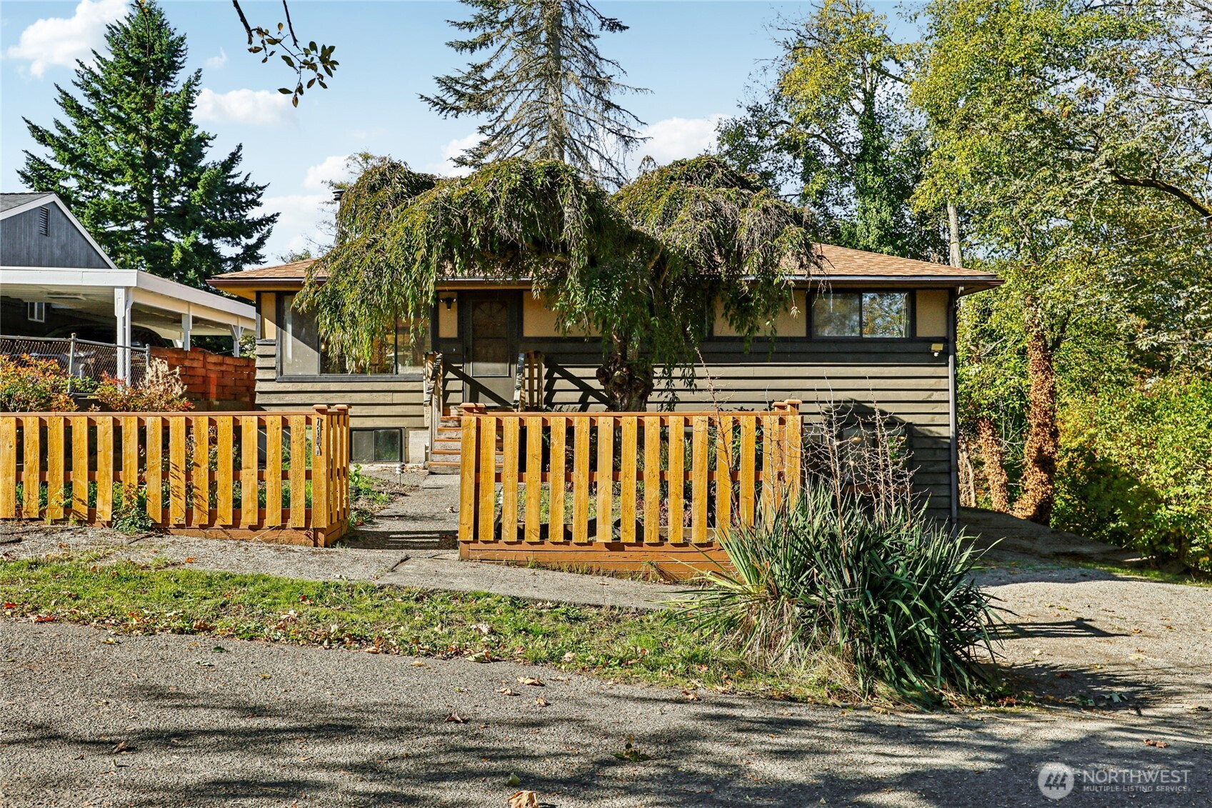 7301 19th Avenue SW, Seattle, WA 98106