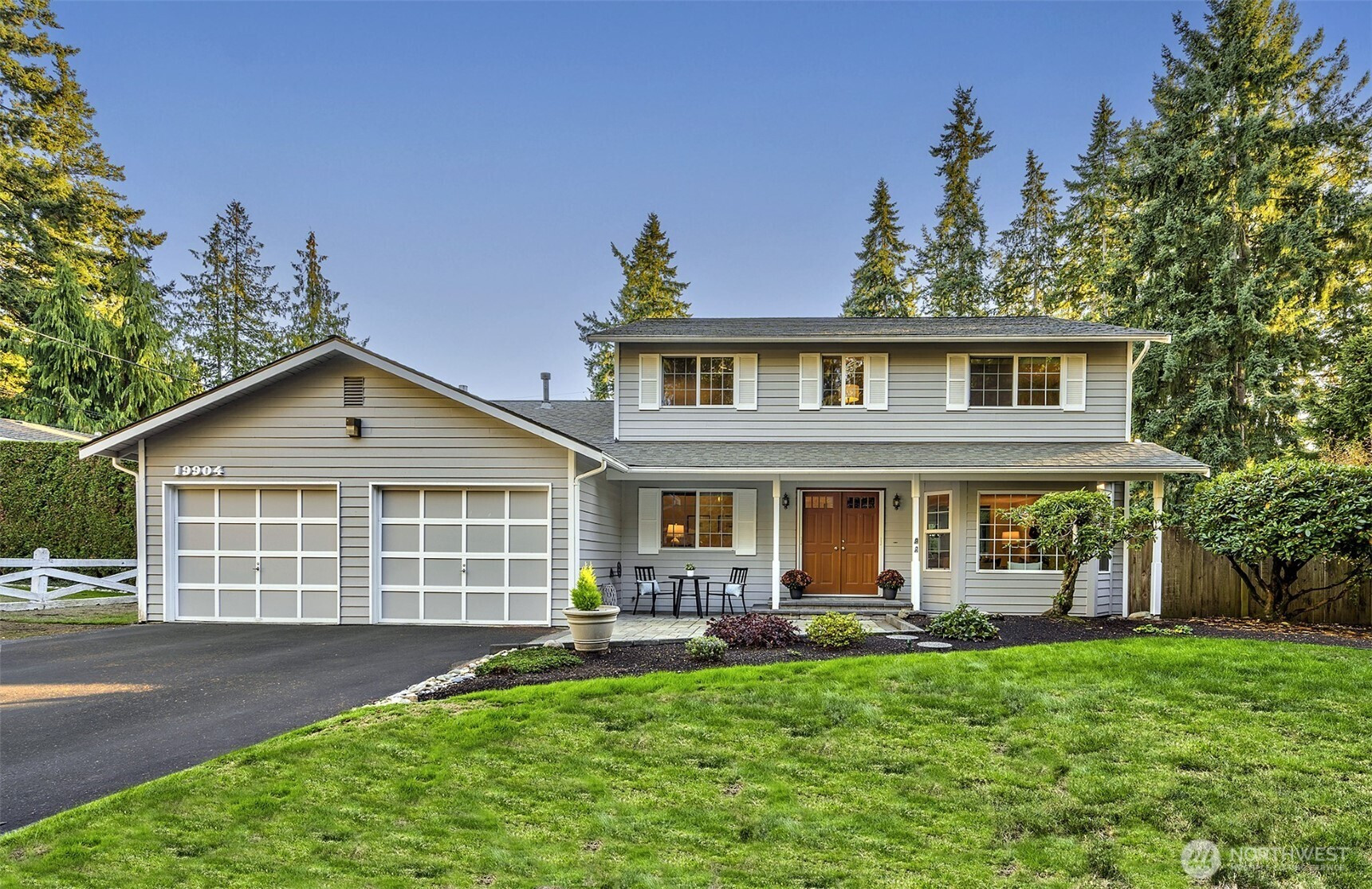 19904 Maplewood Drive, Edmonds, WA 98026