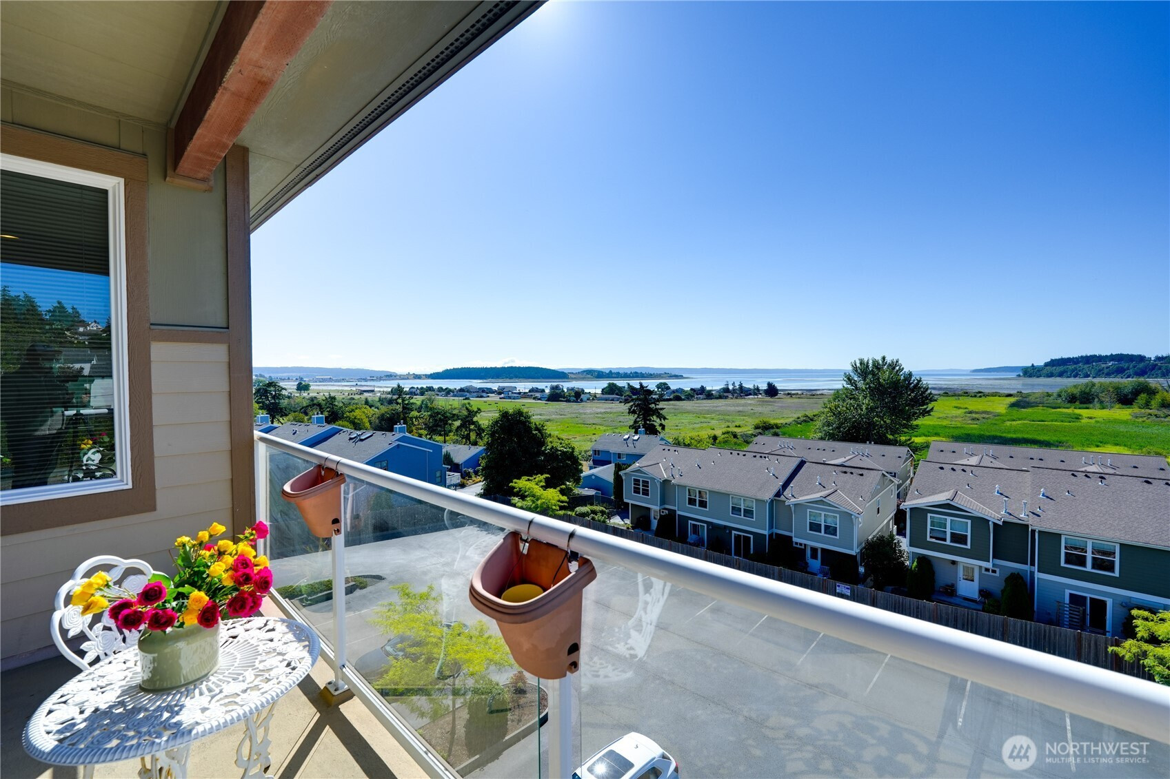 1850 SW Scenic Heights Street, Oak Harbor, WA 98277