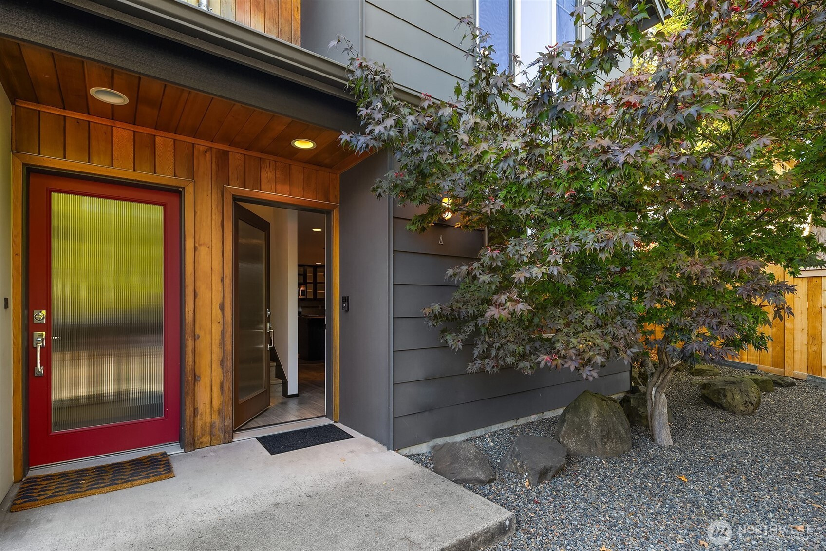 5935 Fauntleroy Way SW, Seattle, WA 98136
