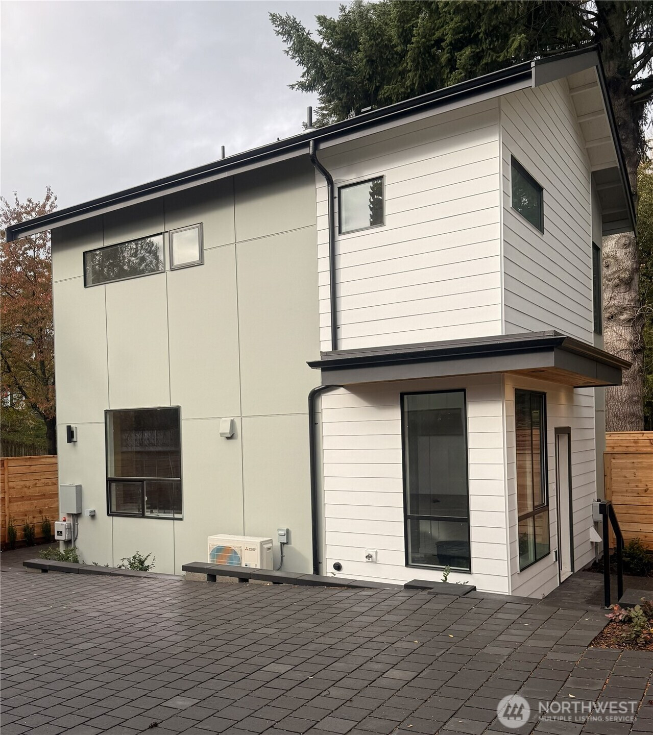 7339 21st Avenue NE, Seattle, WA 98115