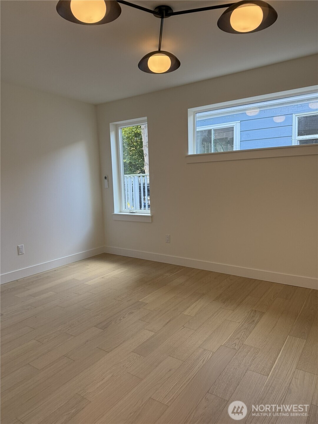 7341 21st Avenue NE, Seattle, WA 98115